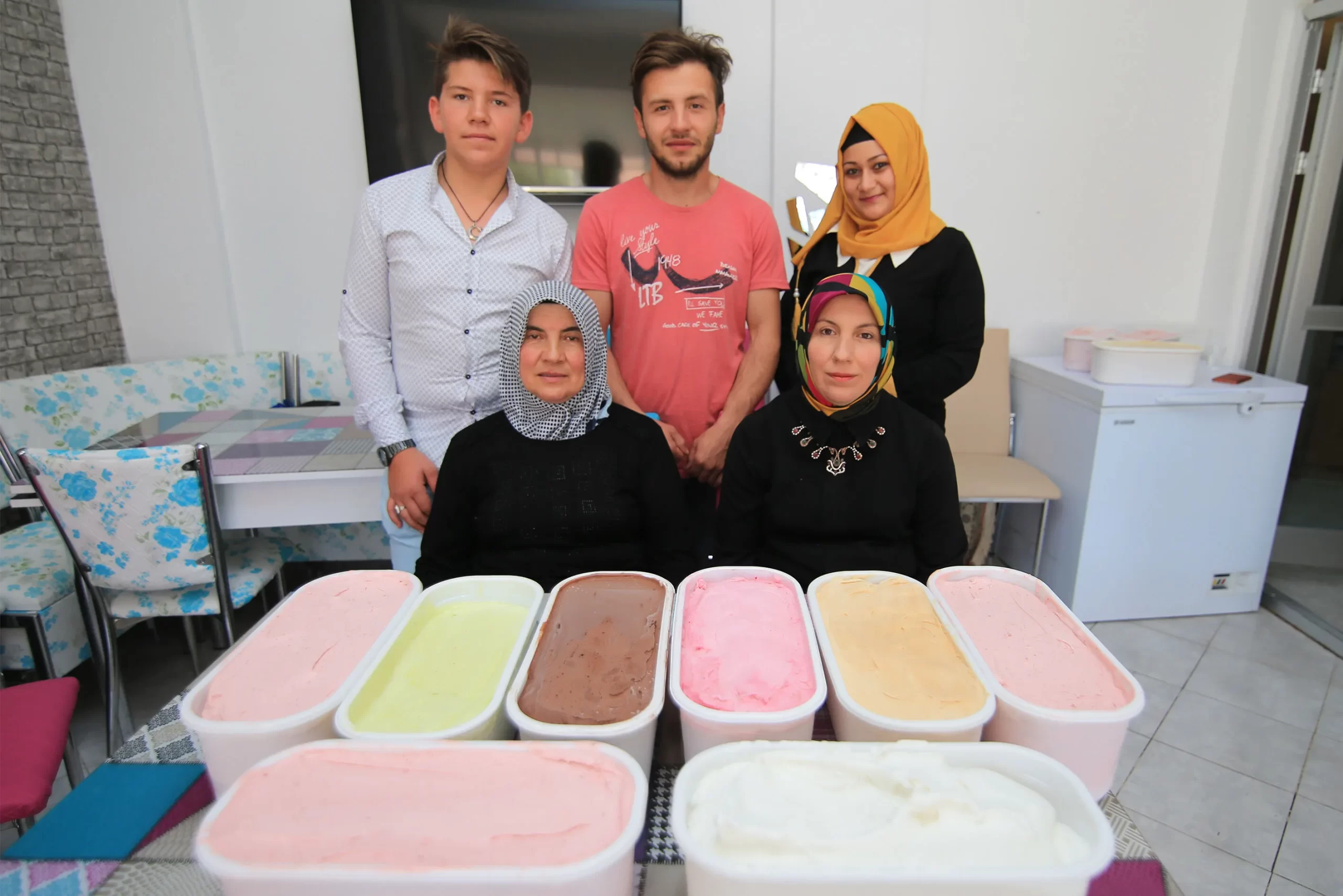 Dondurmam Kaymak doğal dondurma üretimi